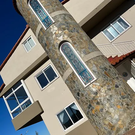 Casa Compartida بيت ضيافة 3*